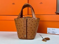 شنط هرمز Hermes — mmexport1786974356675
