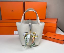 شنط هرمز Hermes — mmexport1786974366660
